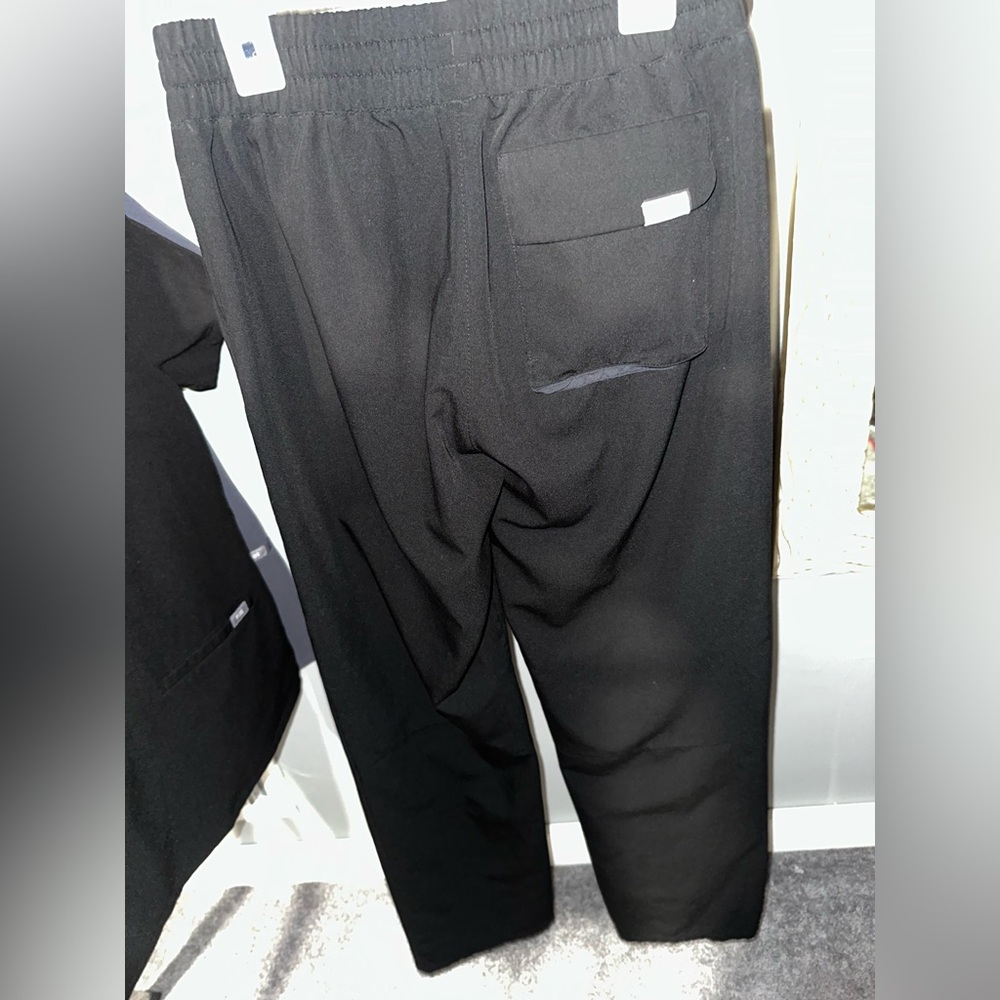 Figs women’s